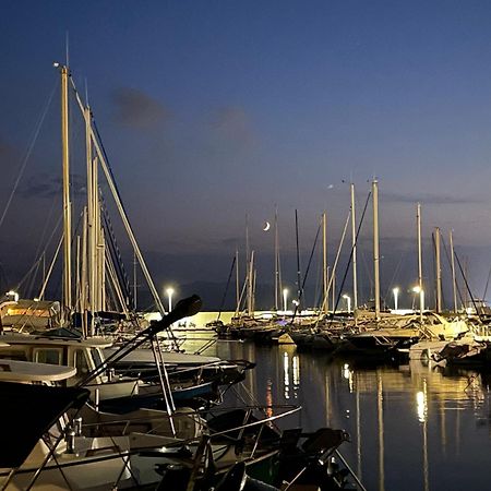 Yacht Studio Galarne Saint-Raphaël 外观 照片