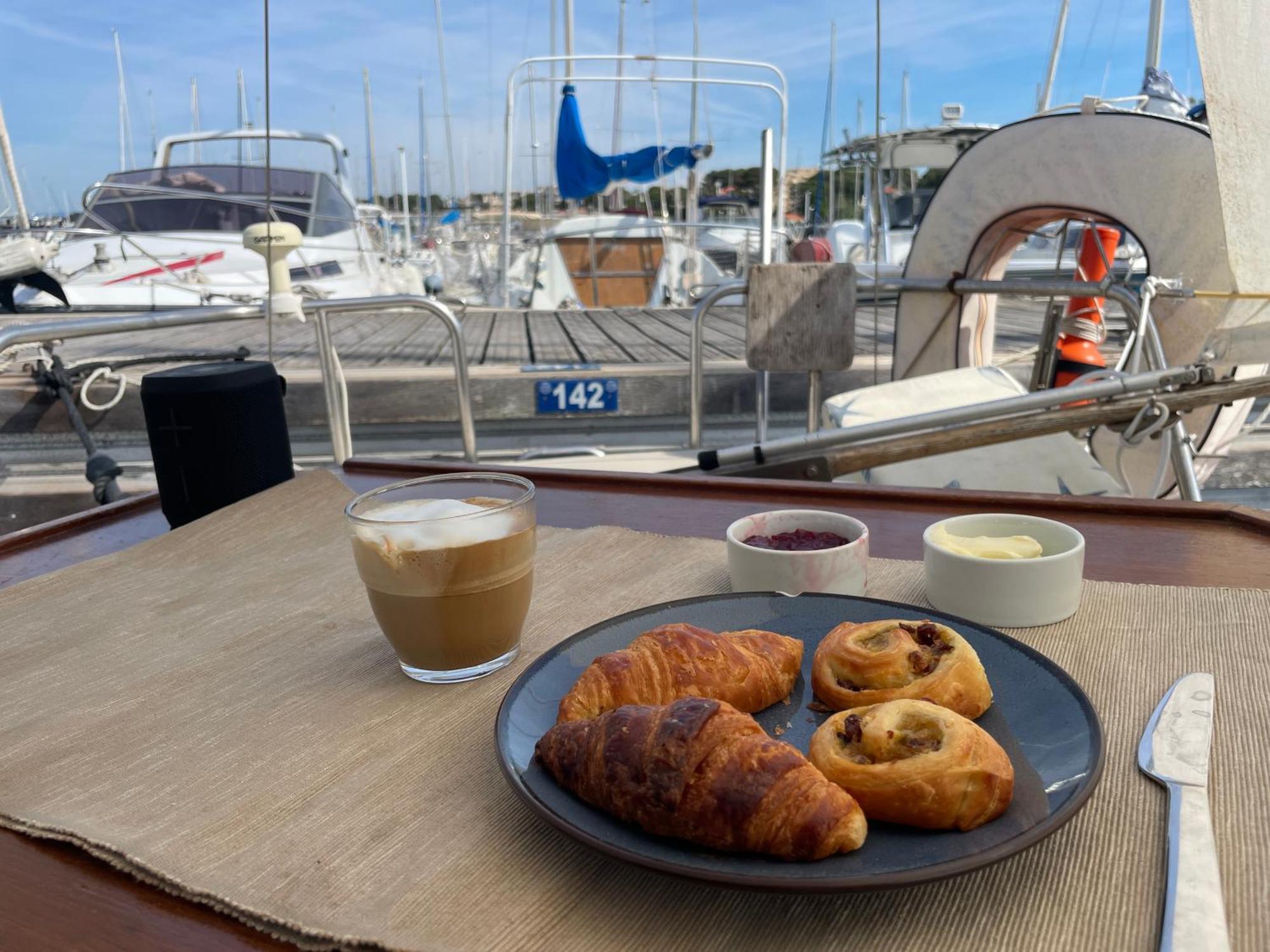 Yacht Studio Galarne Saint-Raphaël 外观 照片